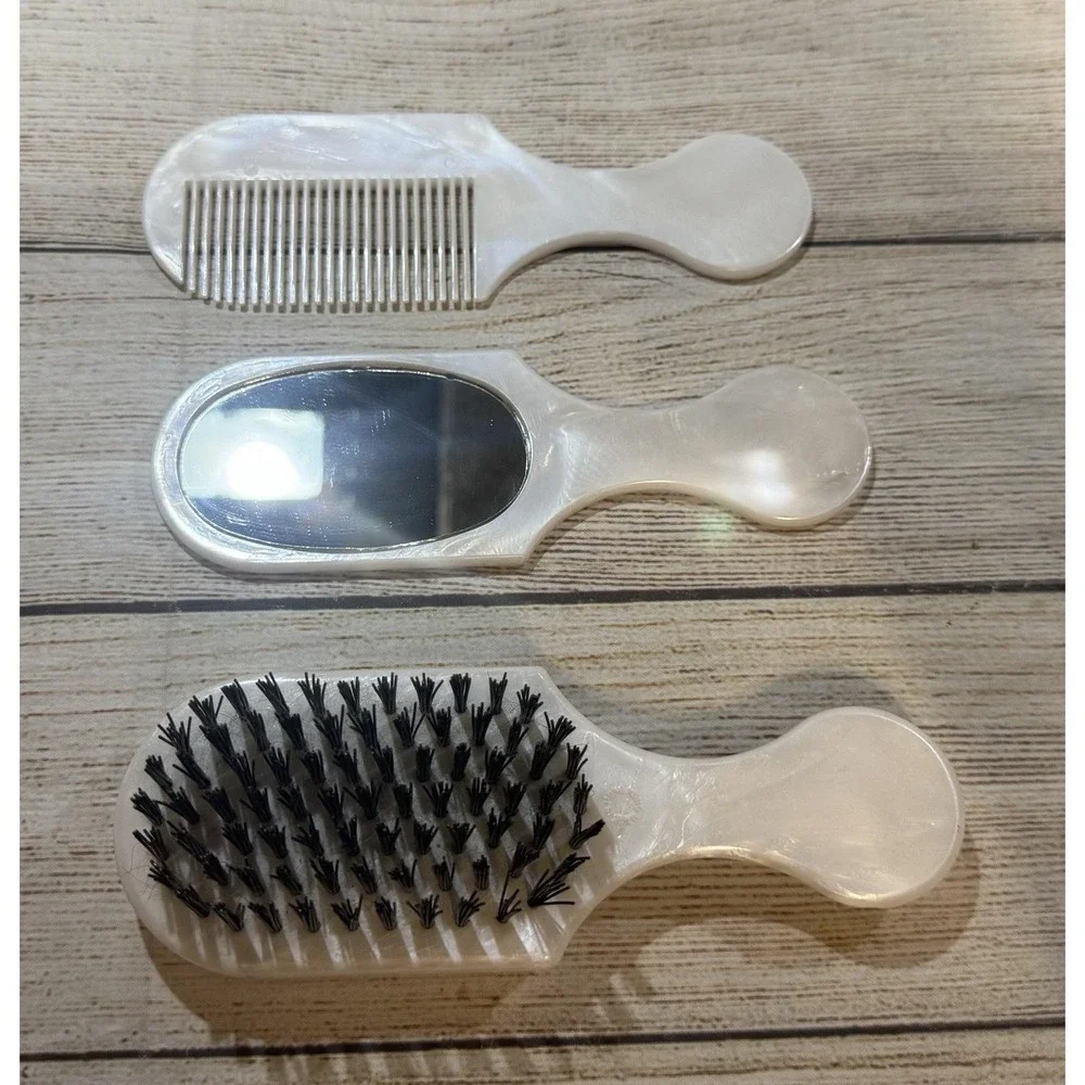 Souvenir Kentucky Girl Flowers Hairbrush Comb Mirror All in One Hong Kong H9
